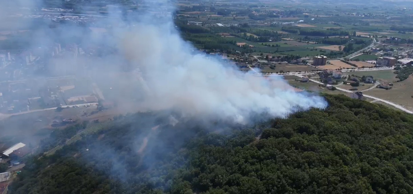 Tokat’taki orman yangını dron ile görüntülendi 