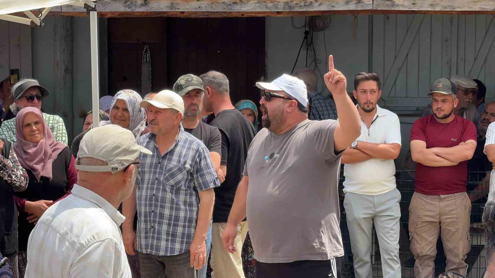 Eti Bakır’ın ÇED toplantısına vatandaş izin vermedi 