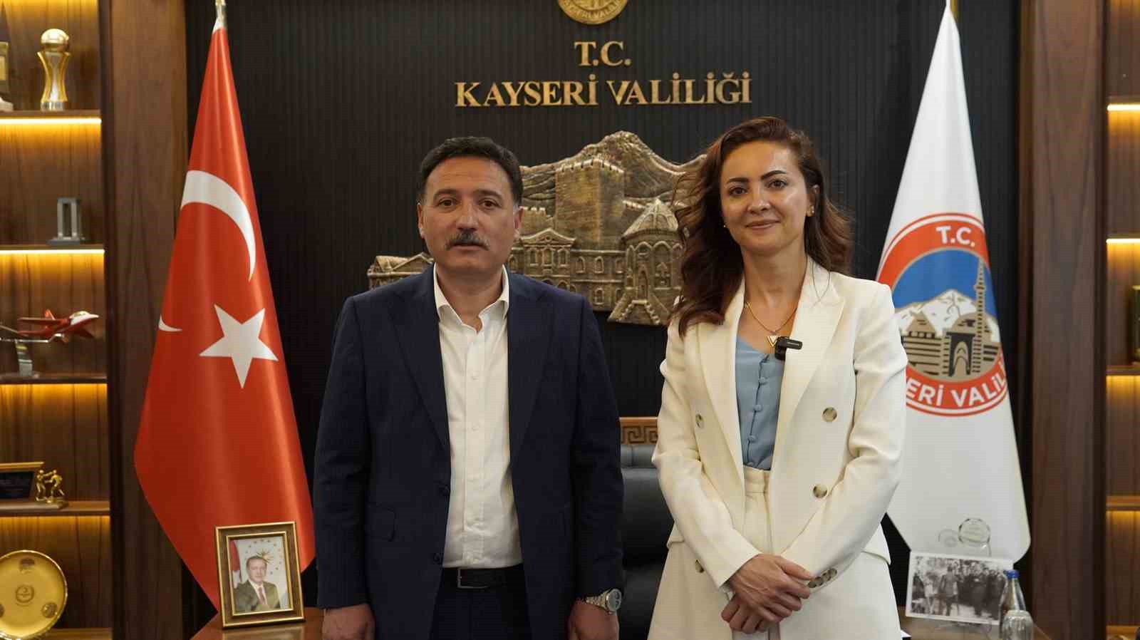 Develi’de gençlere destek 