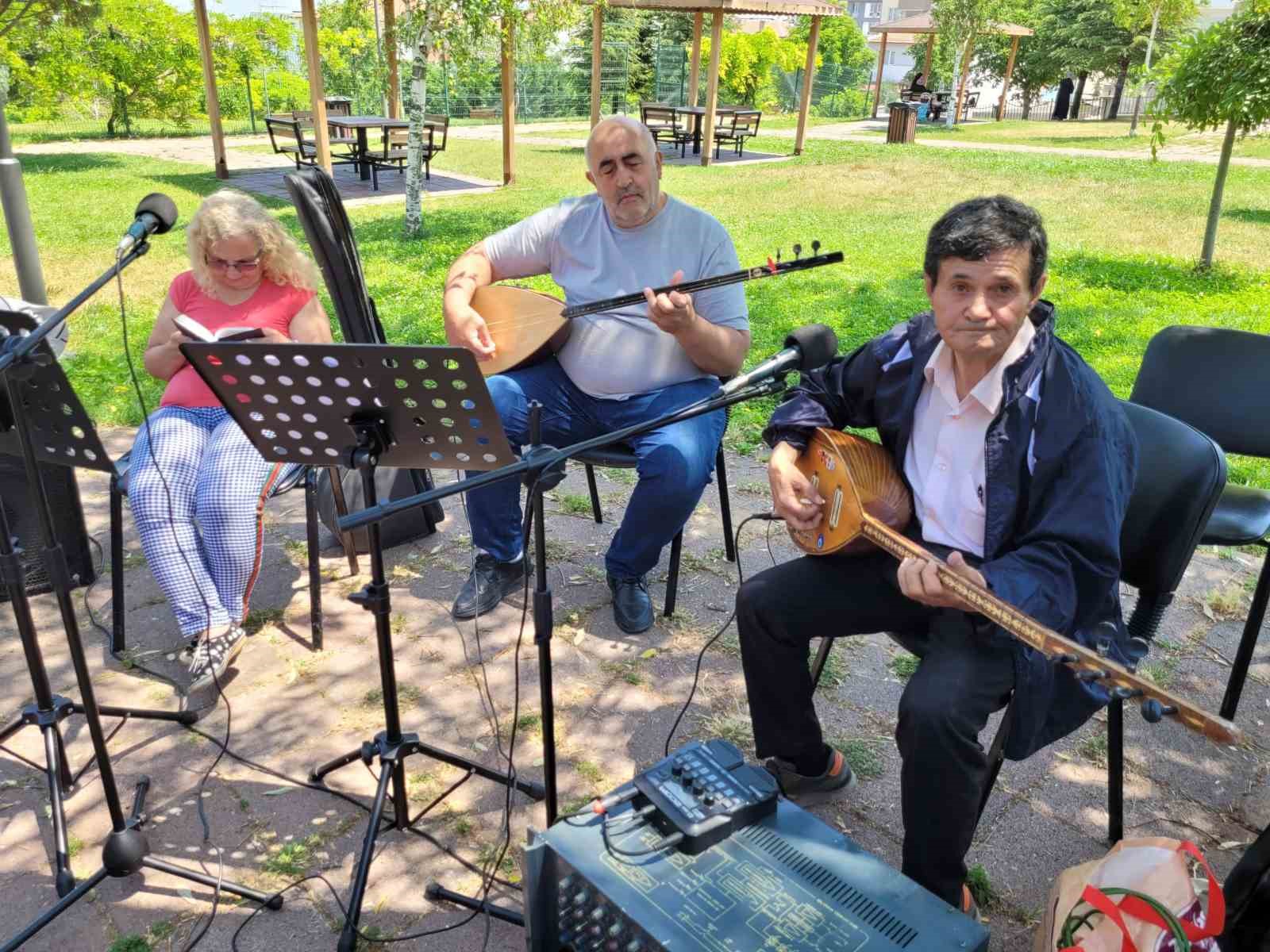 Odunpazarı Belediyesi’nden koca çınarlar için Babalar Günü kutlaması 