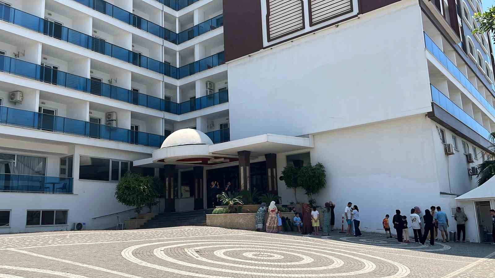 Alanya’da 5 yıldızlı otelde yangın korkuttu 