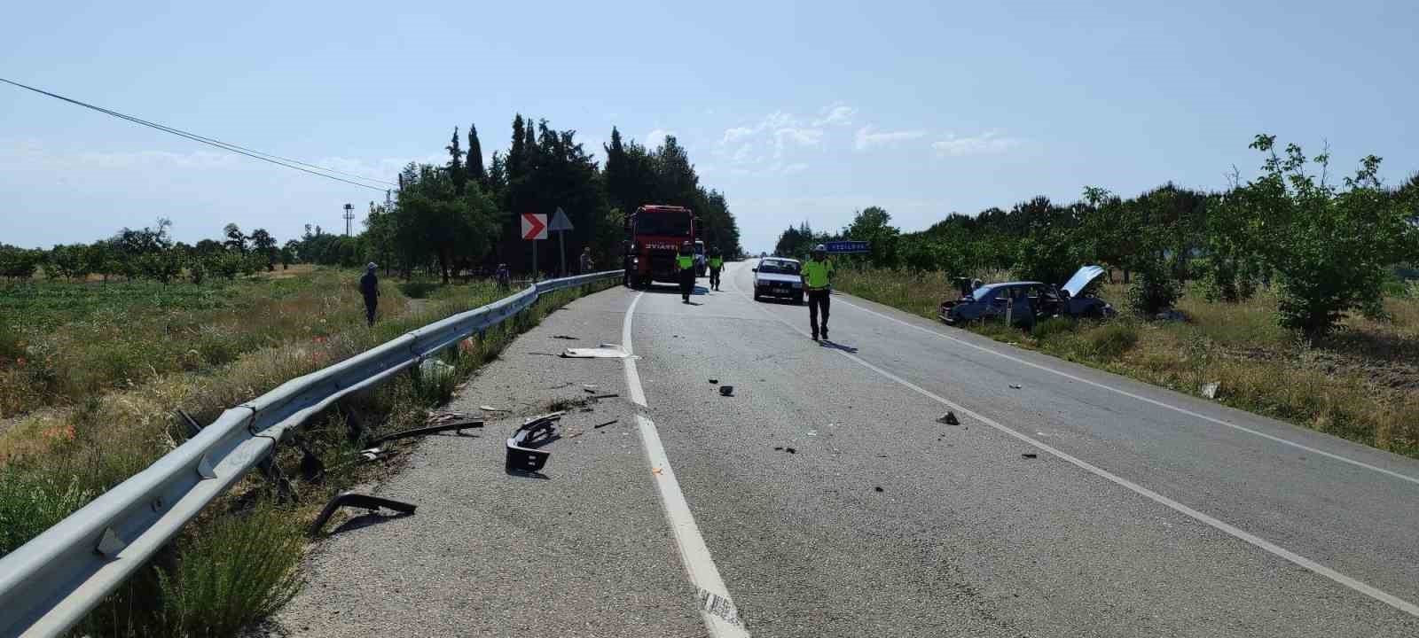 Lastiği patlayan otomobil yoldan çıktı: 1 yaralı 