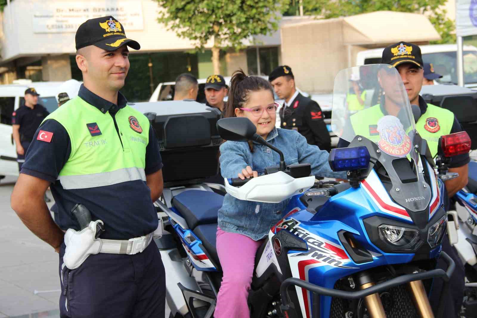 Çorum’da Jandarma teşkilatının 186. kuruluş yıldönümü coşkuyla kutlandı 
