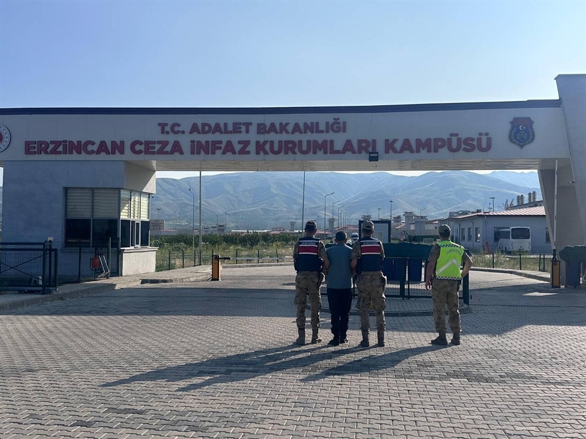 Erzincan’da cinayet zanlısı jandarma ekiplerince yakalandı 