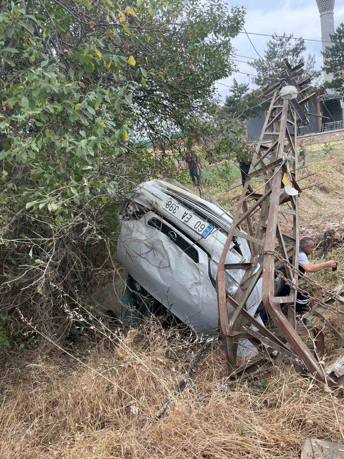 Tokat’ta trafik kazasında kadın sürücü yaşamını yitirdi 