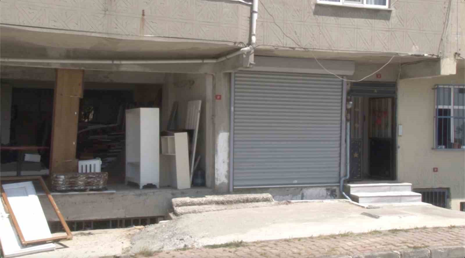 Arnavutköy’de bina sahibi kiracıları isyan ettirdi: Ayakkabıları ve kargolarını çaldı, camlarına taş fırlattı 