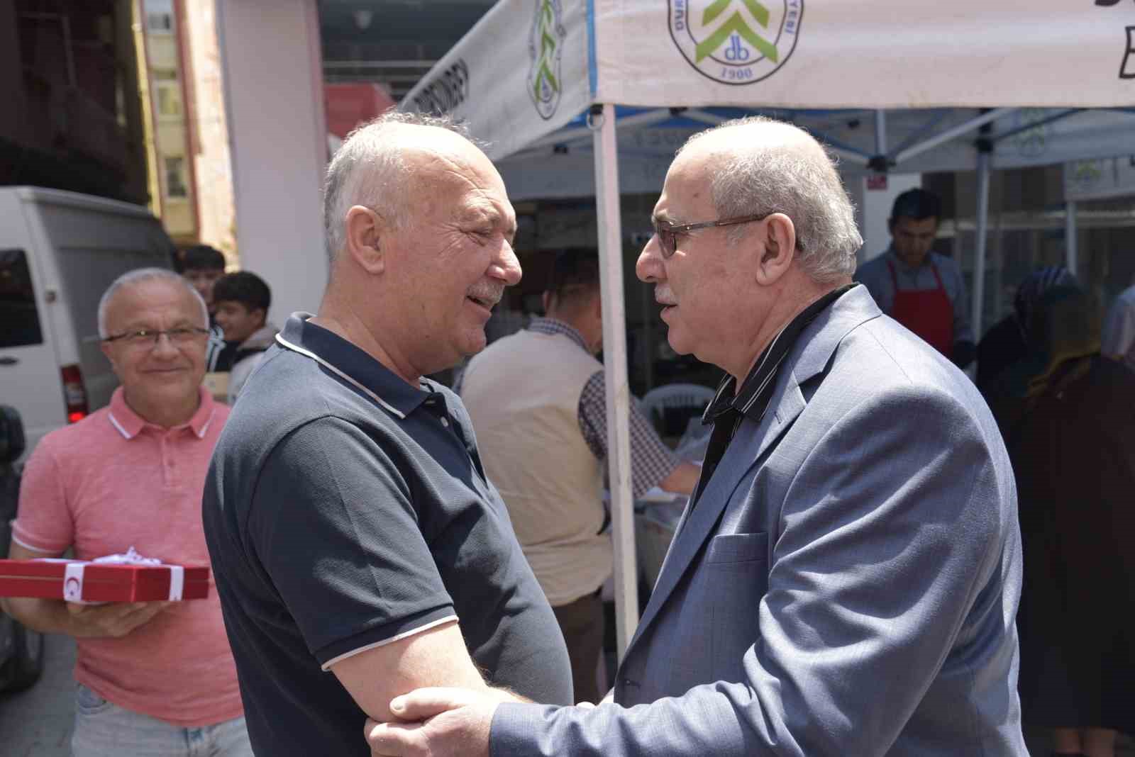 Bayrak Asan Dayı’nın mutlu günü 