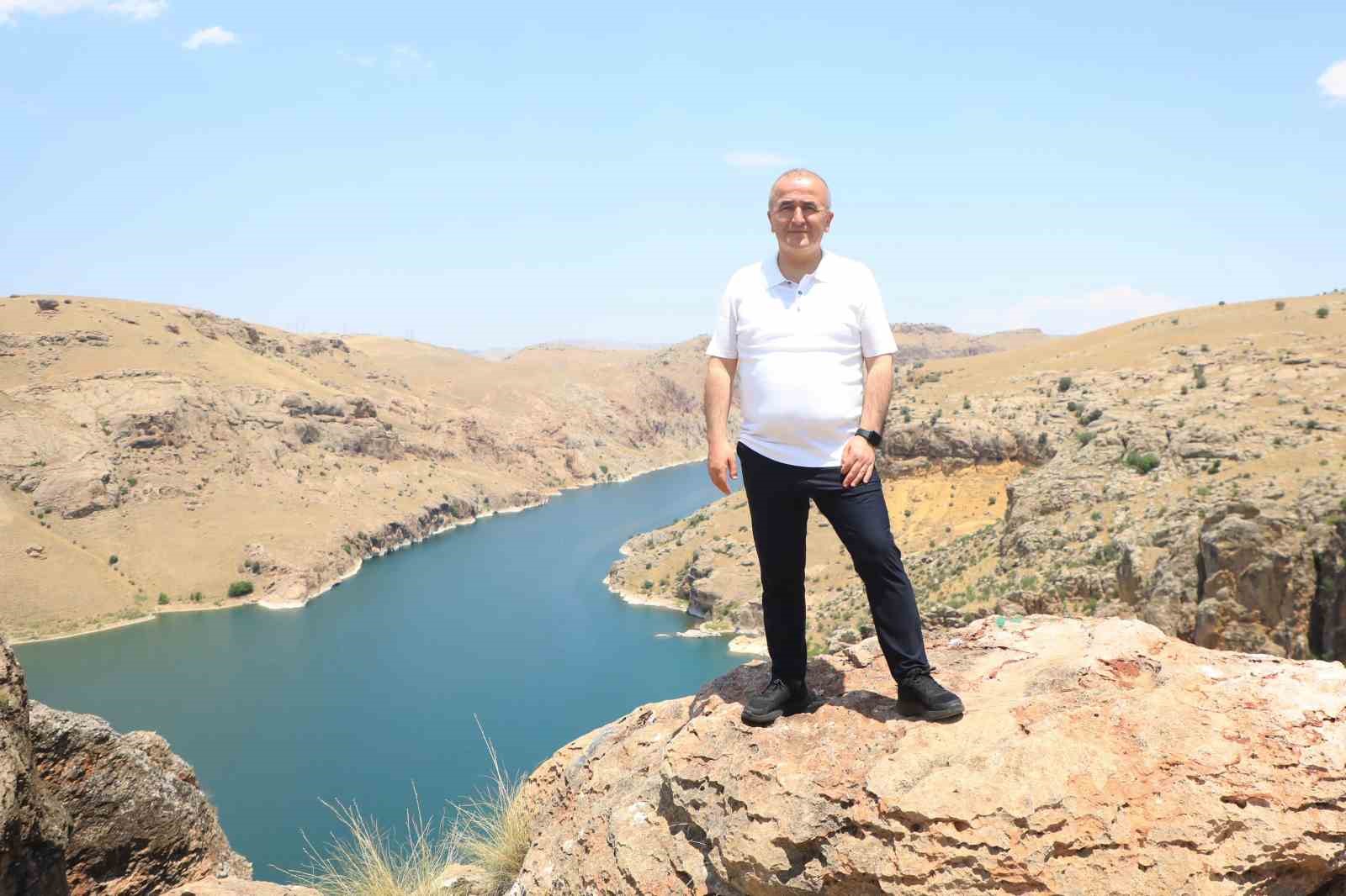 Vali Hatipoğlu’ndan Baskil’de doğal güzelliklere ziyaret 