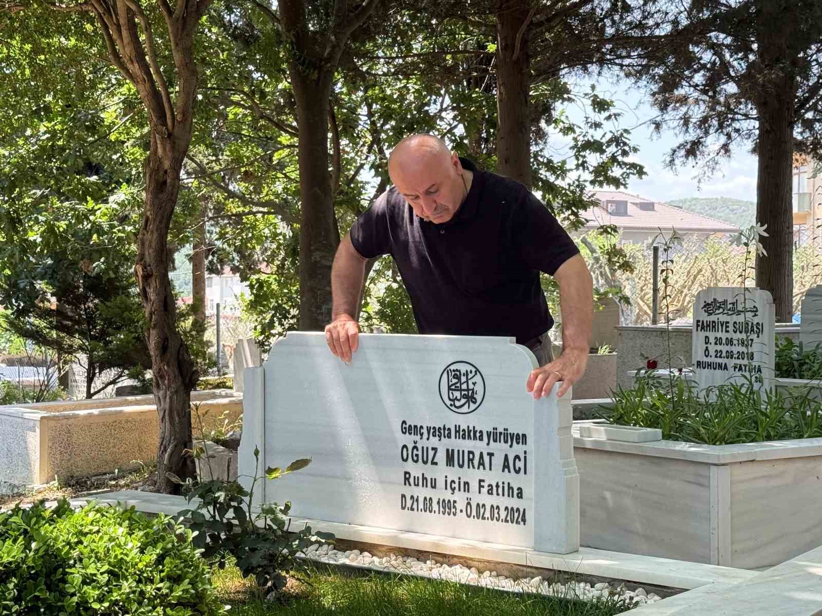 Oğuz Murat Aci’nin baba ocağında buruk Babalar Günü 