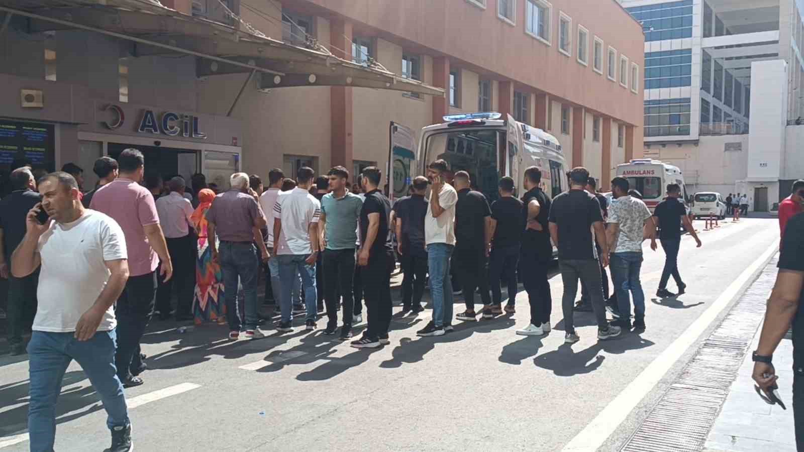 Batman’da balkon çöktü: 3 ölü, 6 yaralı