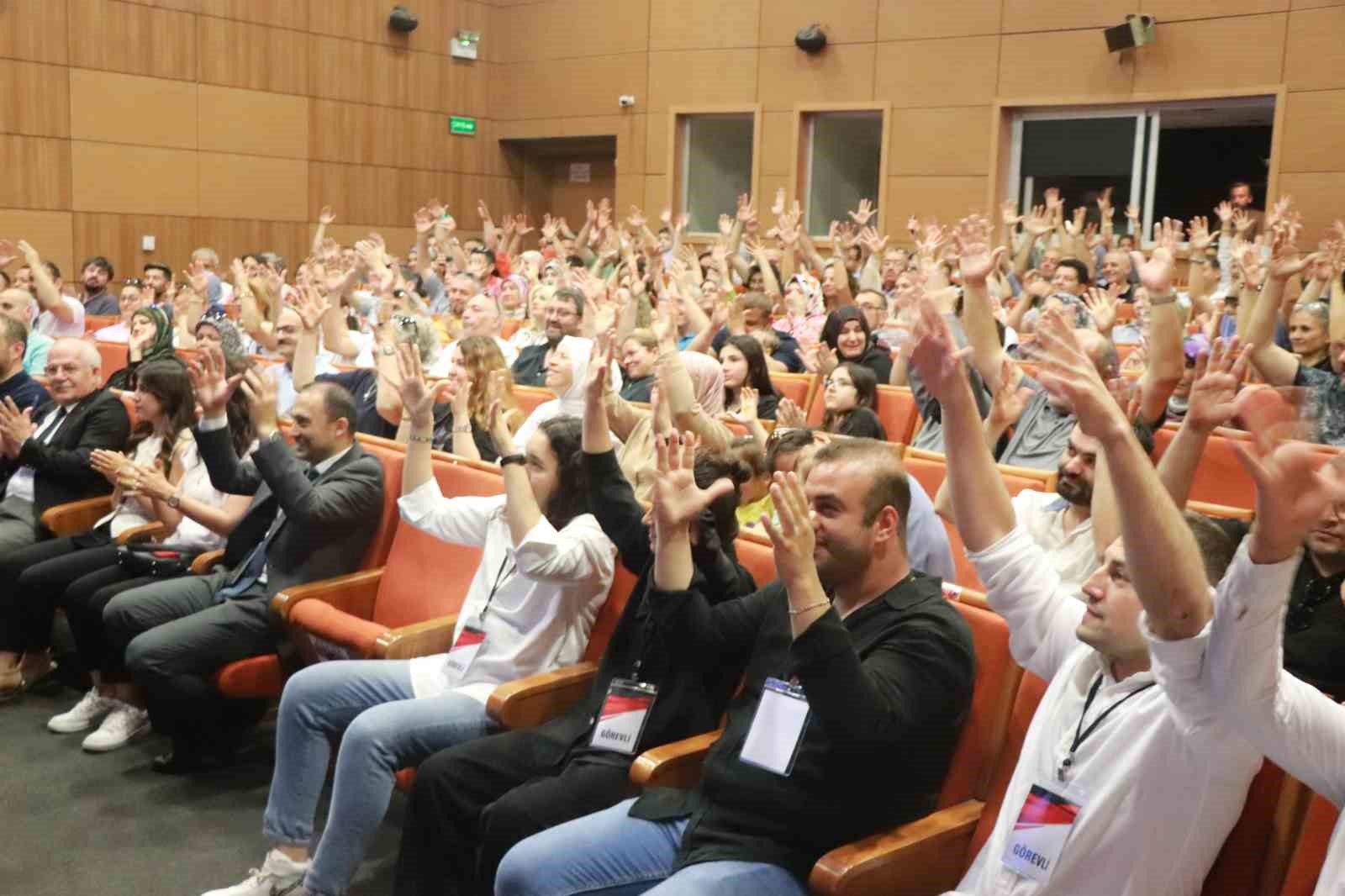 İşitme engellilerden Babalar Günü’ne özel film gösterimi 