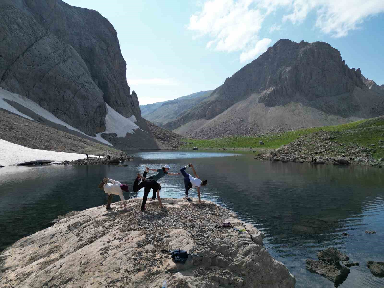 Tabiat güzelliğiyle mest eden Erzincan’da doğaseverlerin yeni gözdesi Sohmarik Yaylası 