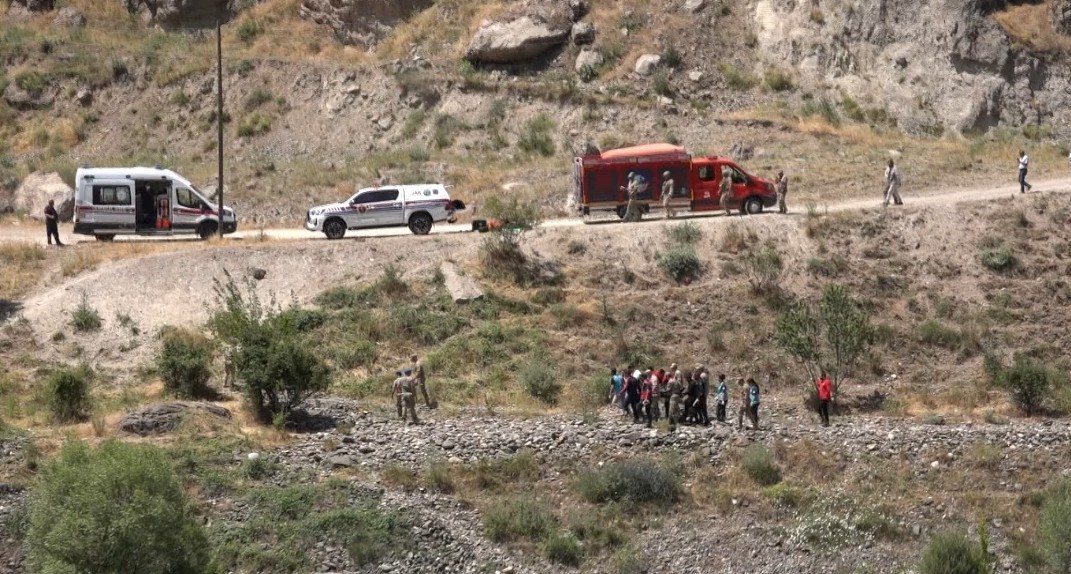Tunceli’de kayıp gencin cesedi, baraj gölüne uçmuş araçta bulundu 