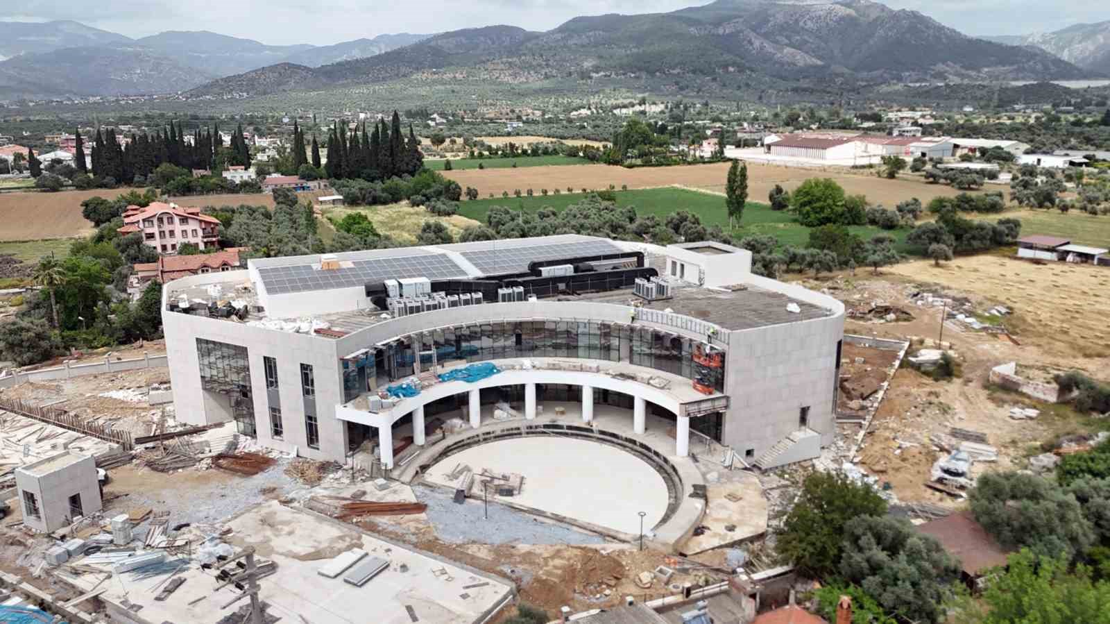 Muğla Büyükşehir’den iki isme vefa 