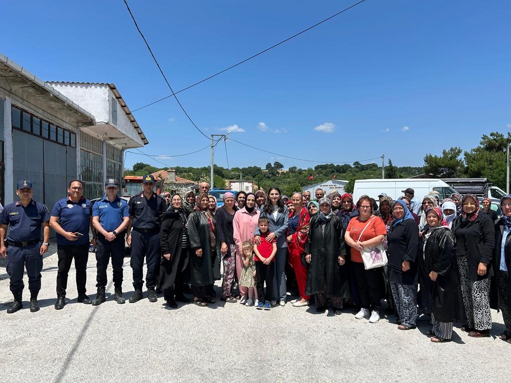 Balıkesir’de 84 yaşındaki teyzenin kaymakam heyecanı 
