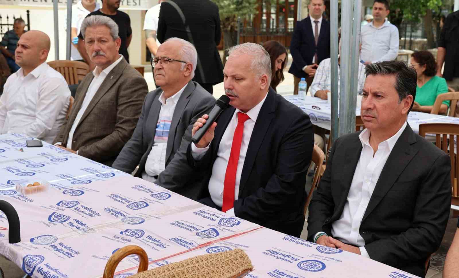 Muğla Büyükşehir Belediyesi’nden Ferdi Zeyrek anısına lokma hayrı 