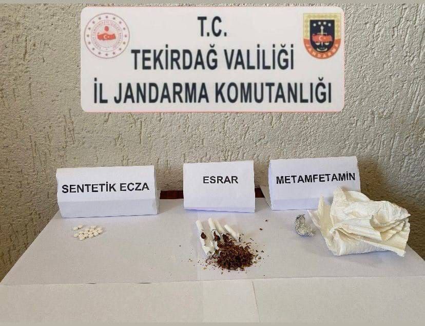 Tekirdağ’da 6 ayrı uyuşturucu operasyonunda 2 kiloya yakın madde ele geçirildi 