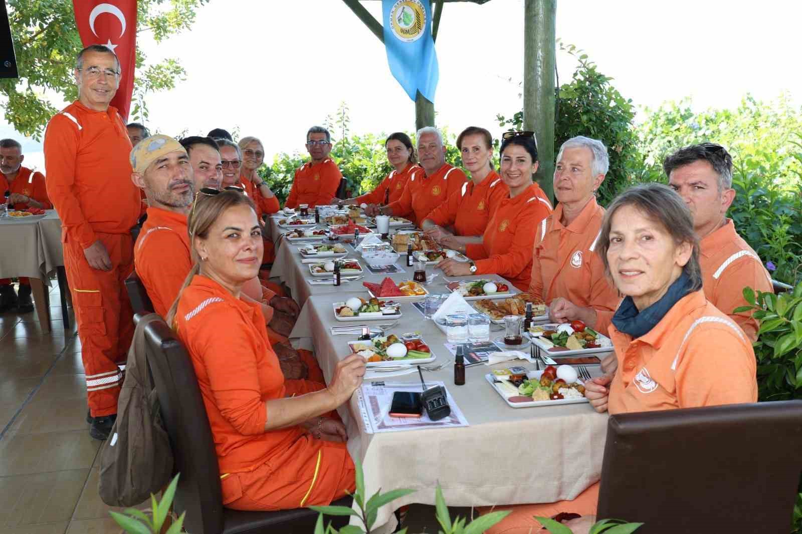 Fethiye’de orman yangını gönüllüleri ile toplantı yapıldı 