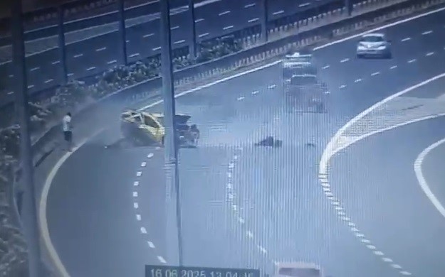 İzmir’de 1 kişinin öldüğü feci kaza kamerada 