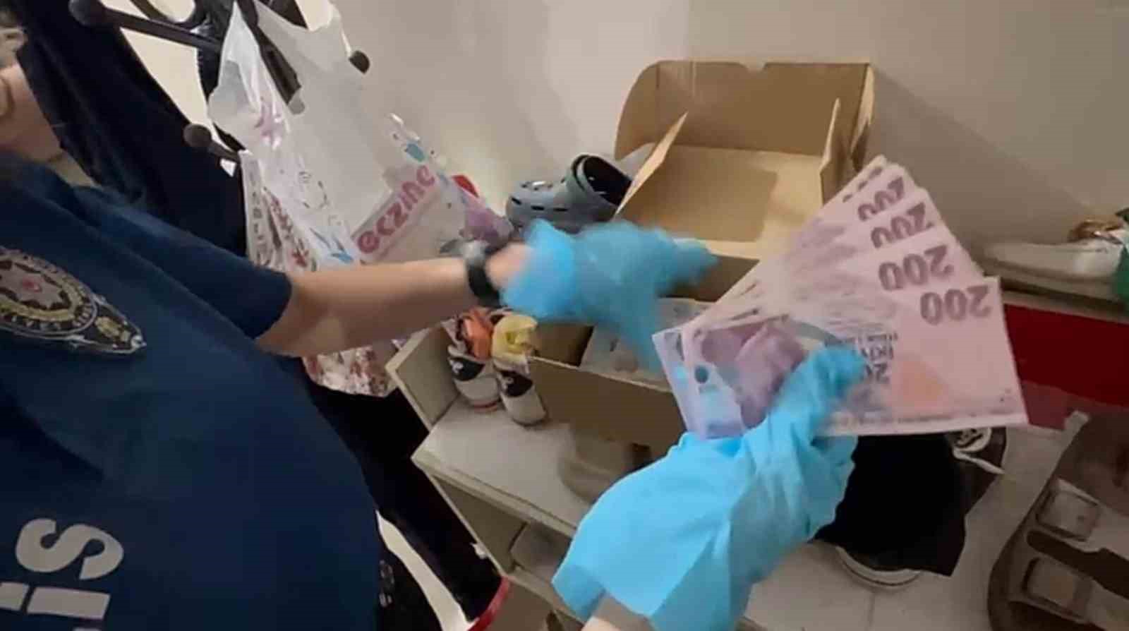 İzmir’de FETÖ/PDY’ye hücre evleri operasyonu: 40 gözaltı 