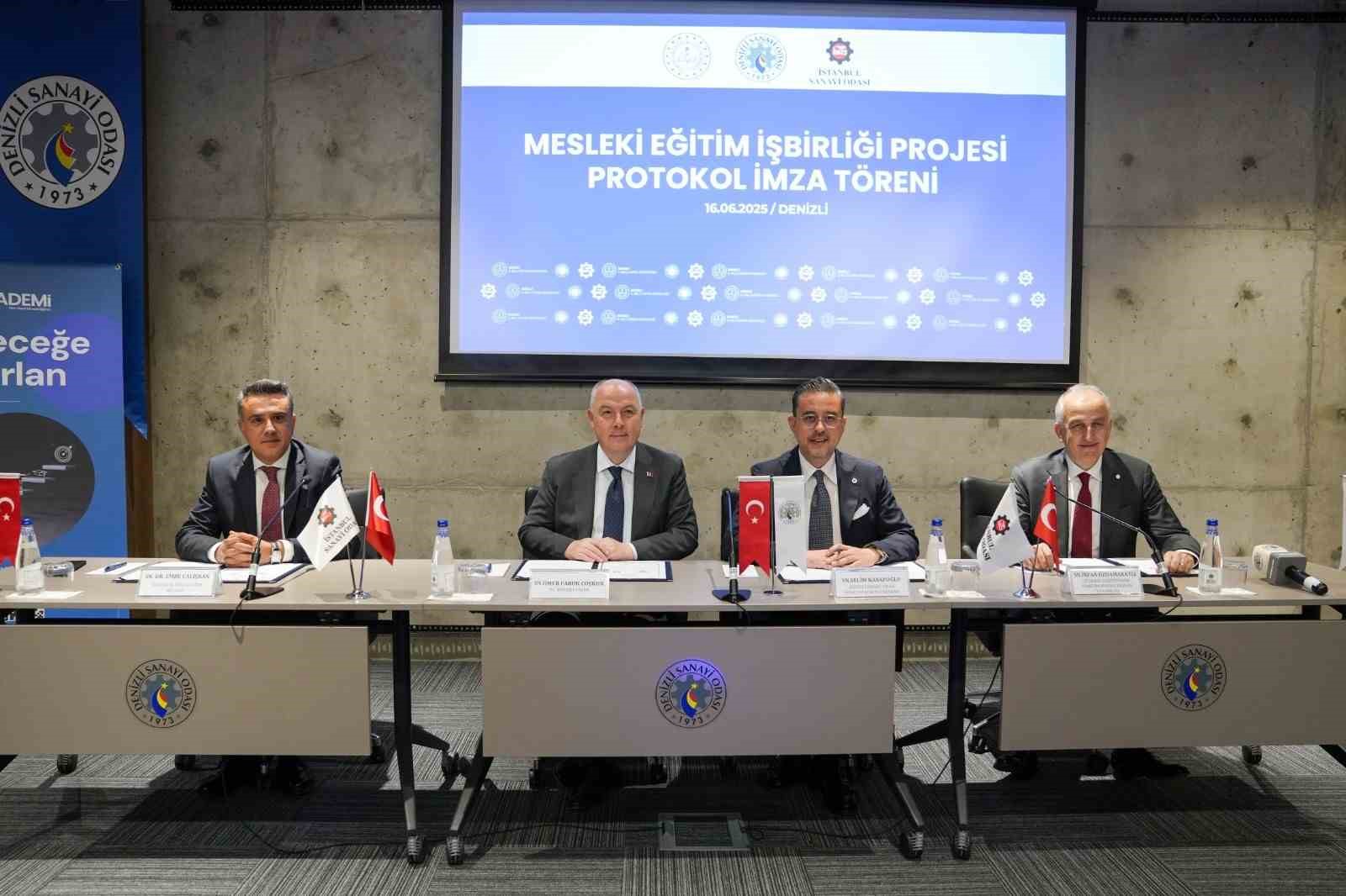 Mesleki eğitim protokolüne imza atan Denizli Sanayi Odası, Ege’de bir ilki gerçekleştirdi 