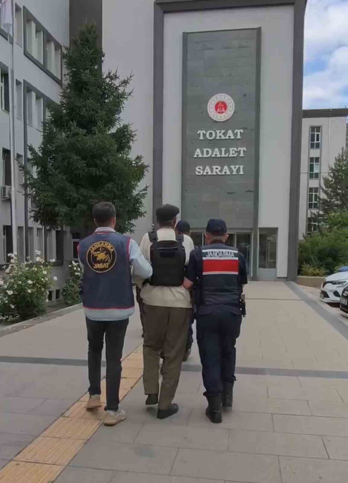 Miras kavgasında yengesini öldüren zanlı tutuklandı 