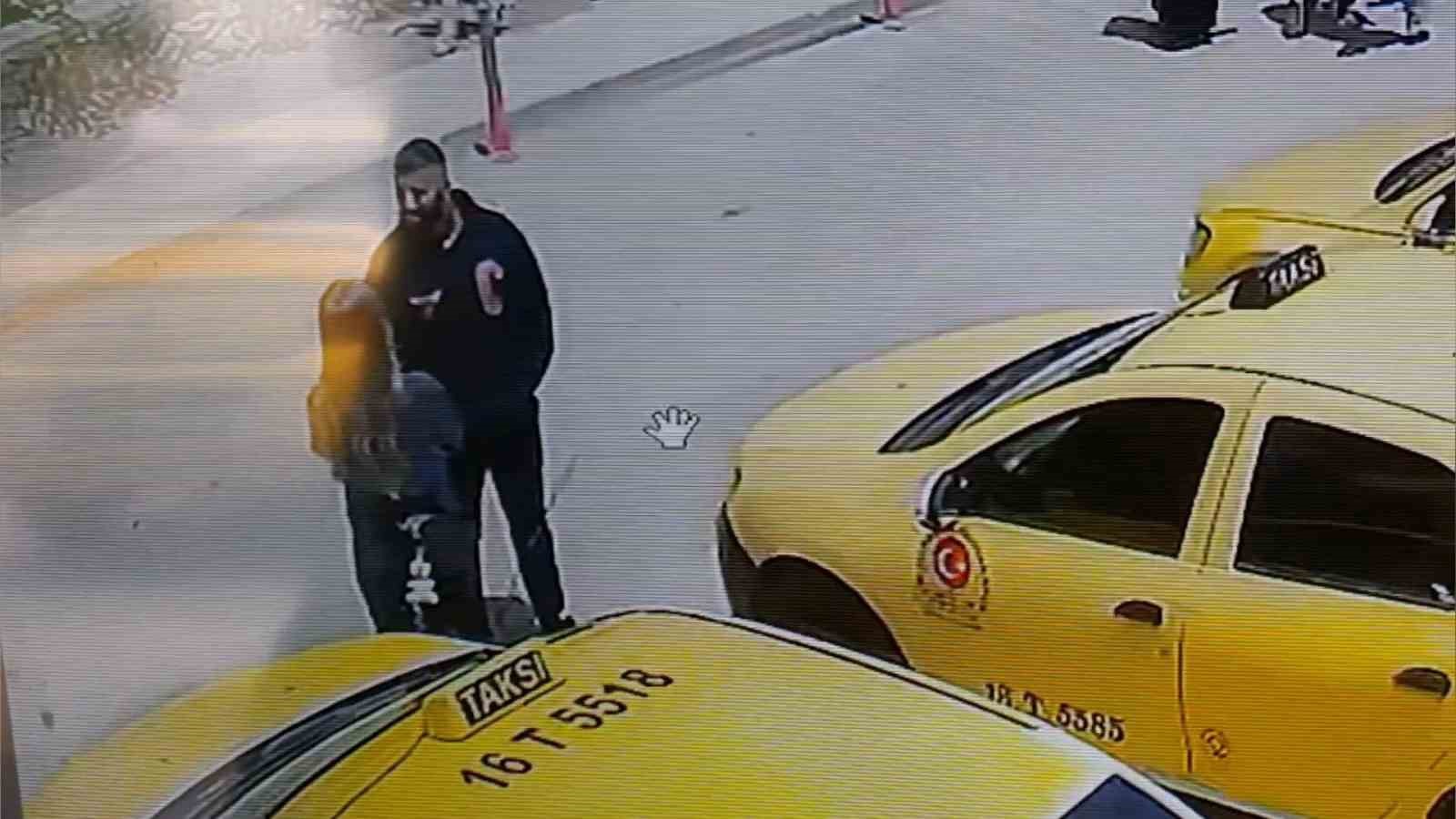 Eski nişanlısını sokak ortasında silahla vuran şüpheli teslim oldu 
