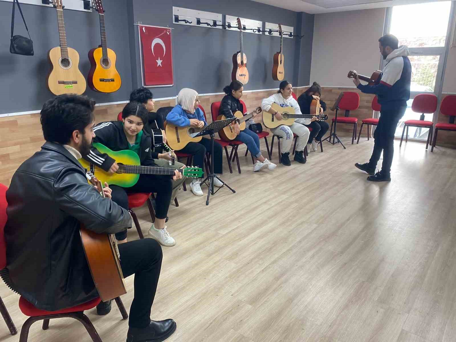 GSB Gençlik Yaz Kulübü, Elazığ’da başlıyor 
