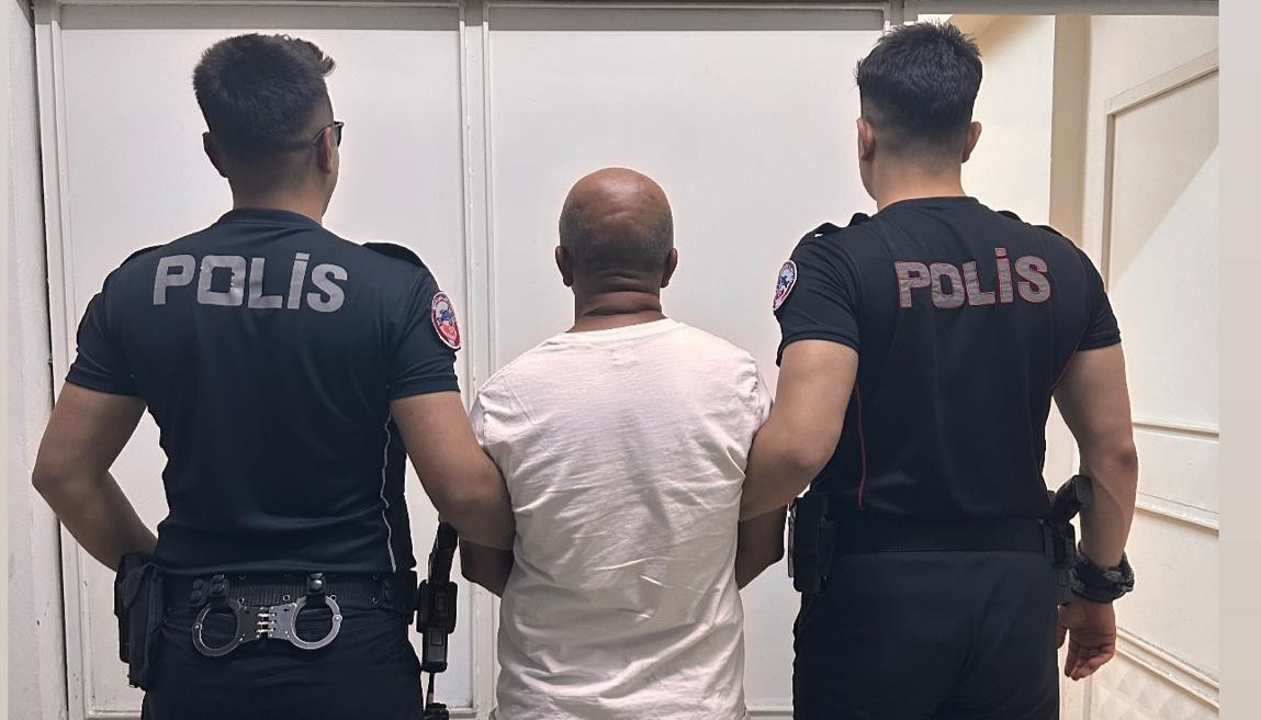 Kesinleşmiş hapis cezası bulunan 2 şüpheli yakalandı 