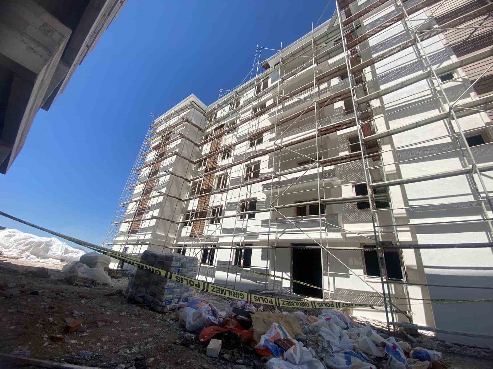 Yozgat’ta inşaattan düşen 71 yaşındaki işçi, hayatını kaybetti 