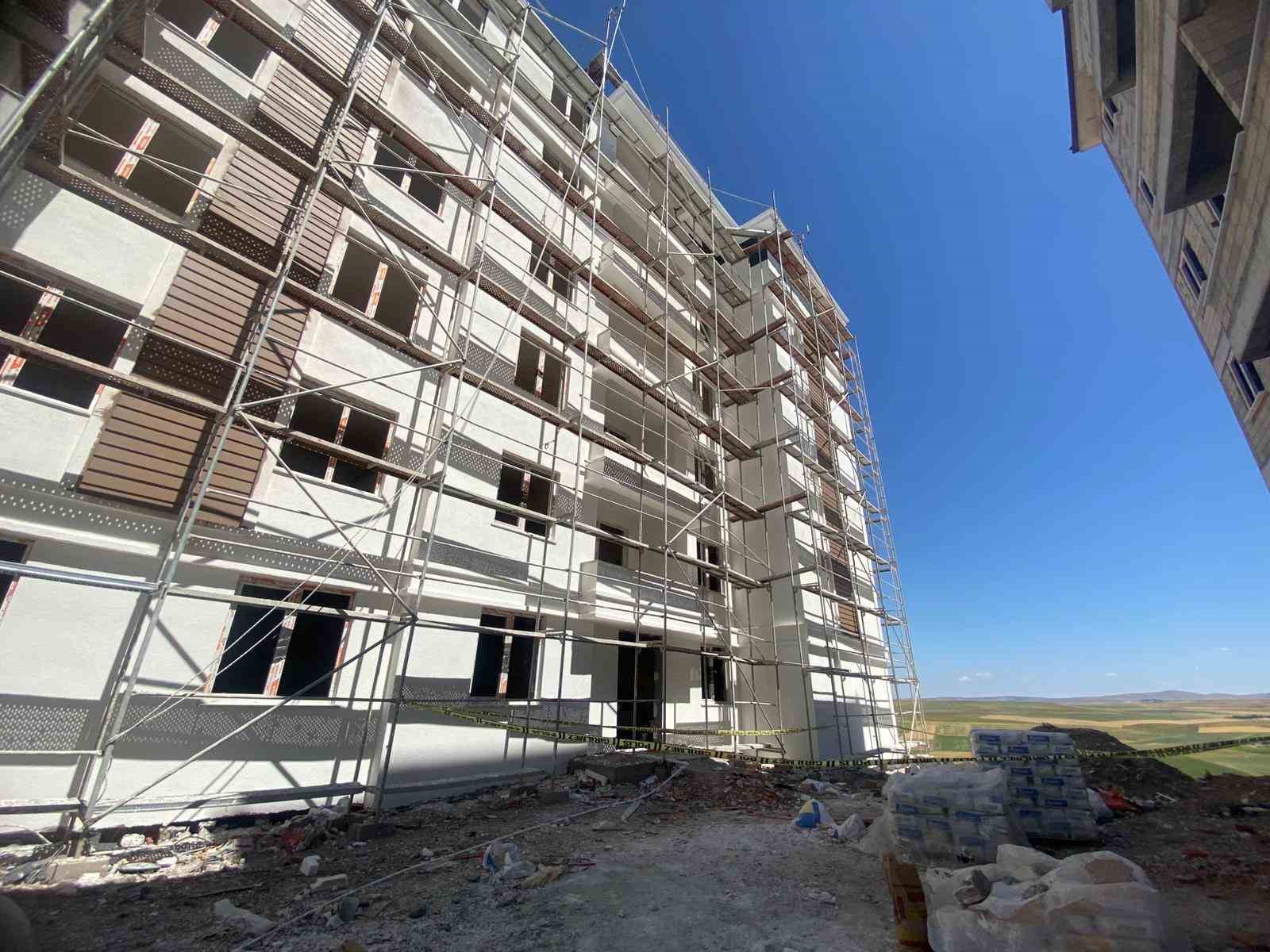 Yozgat’ta inşaattan düşen 71 yaşındaki işçi, hayatını kaybetti 