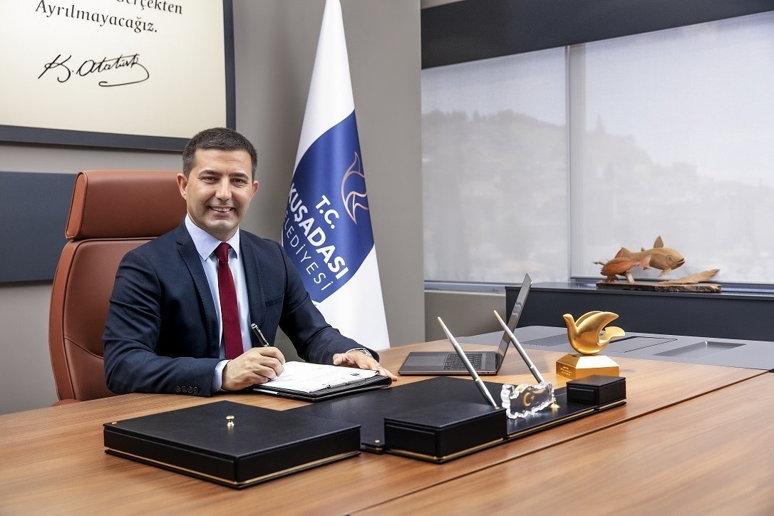 Kuşadası’nda dev hizmet kompleksinde ikinci aşama başladı