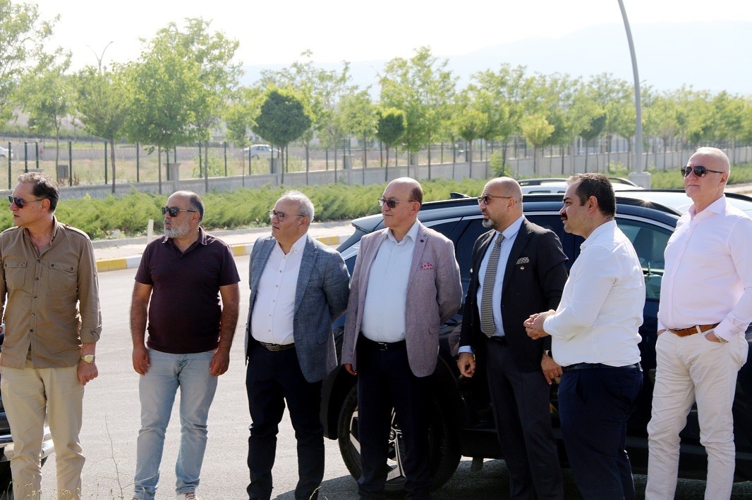 Kütahya OSB Yönetimi, altyapı ve üstyapı projelerini yerinde inceledi 