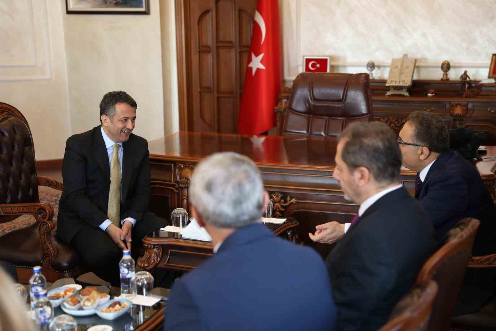 Kahverengi kokarcaya karşı 173 mahallede seferberlik 