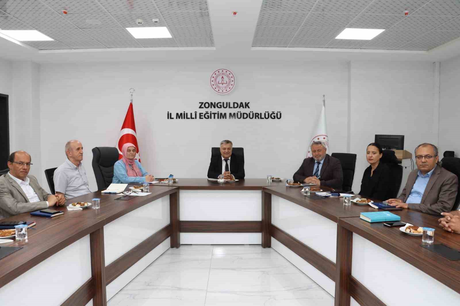 Yıl sonu değerlendirme toplantıları yapıldı 