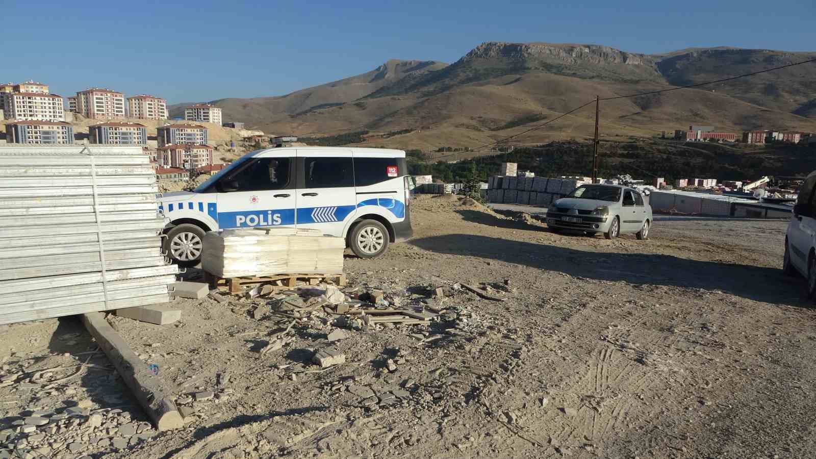 Malatya’da şantiye alanında top mermisi bulundu 