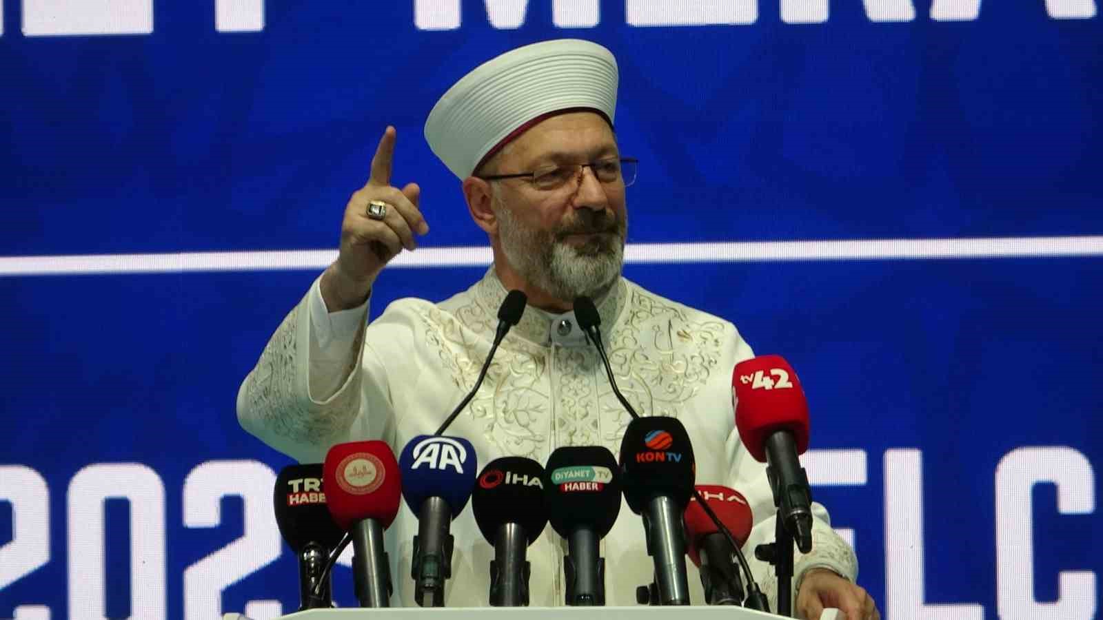 Diyanet İşleri Başkanı Erbaş, Konya’da Hafızlık İcazet Merasimi’ne katıldı 