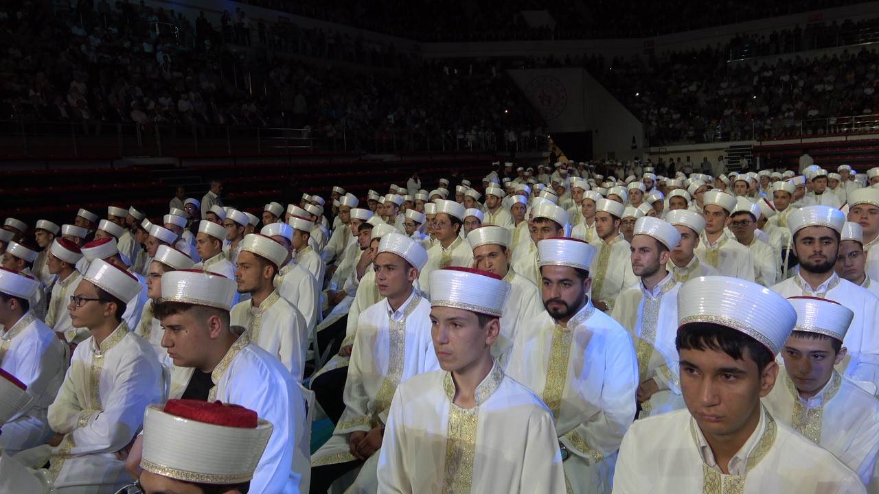 Diyanet İşleri Başkanı Erbaş, Konya’da Hafızlık İcazet Merasimi’ne katıldı 