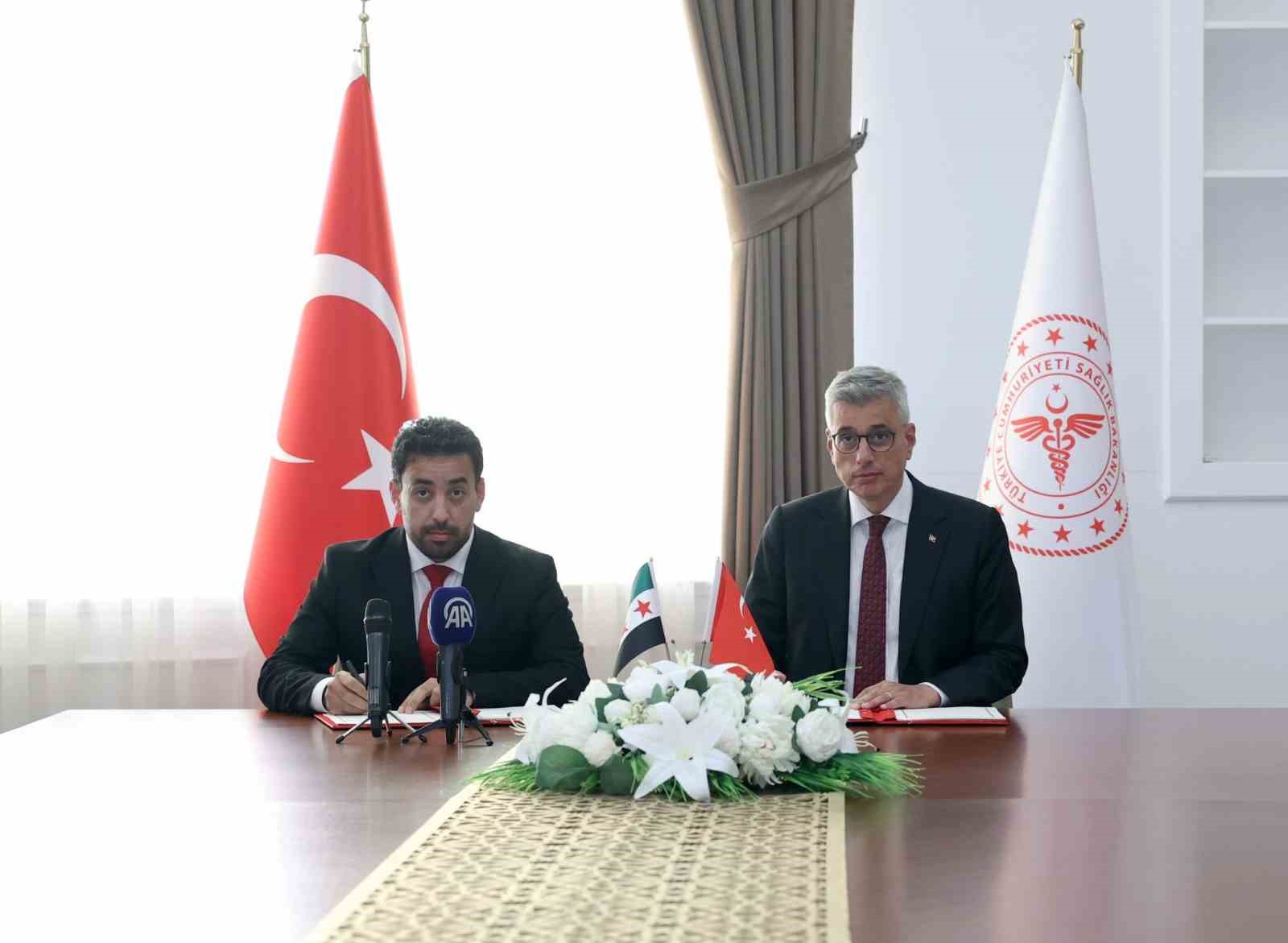 Sağlık Bakanı Memişoğlu, Suriye Sağlık Bakanı Nizal el-Ali ile bir araya geldi 
