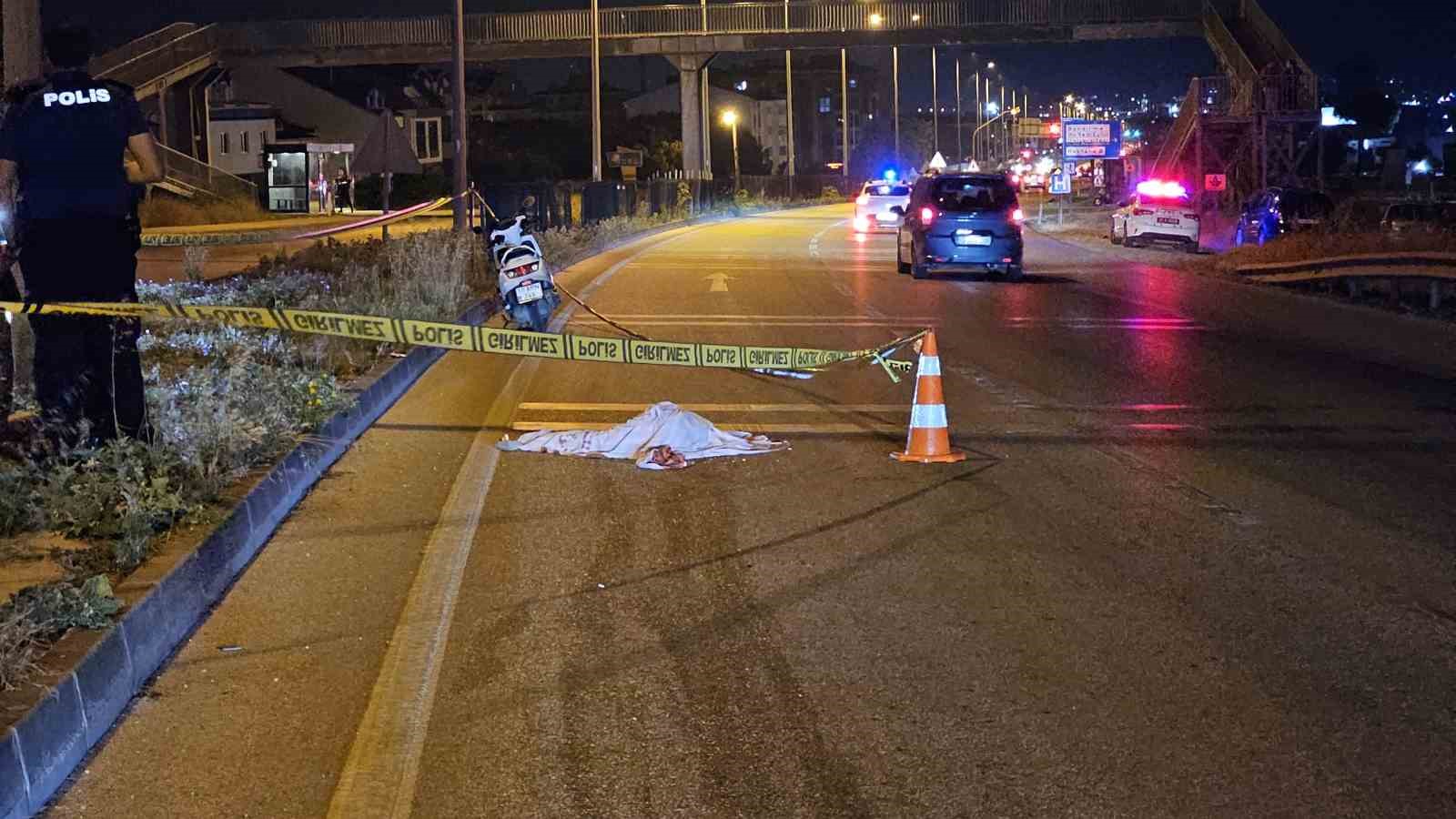 Otomobilin çarptığı yaşlı kadın hayatını kaybetti 