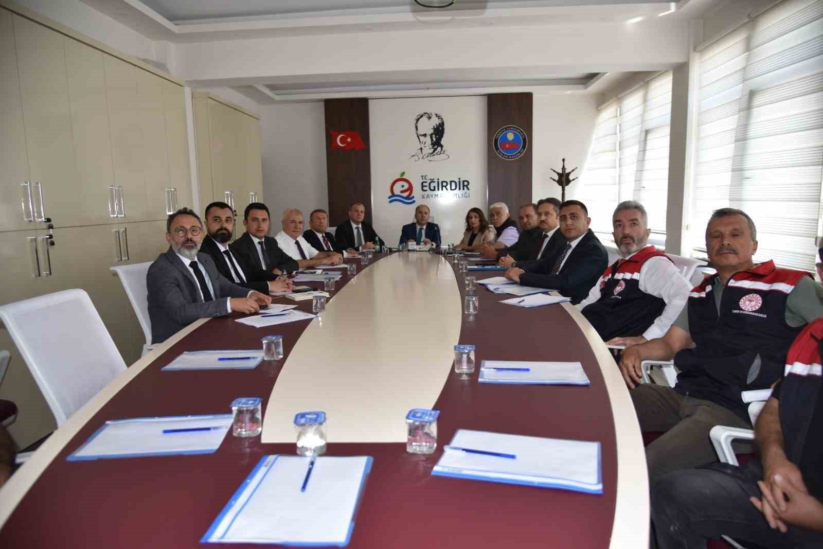 Cumhurbaşkanlığı DDK Heyeti, Eğirdir Gölü’nde kuraklık alarmını inceledi 