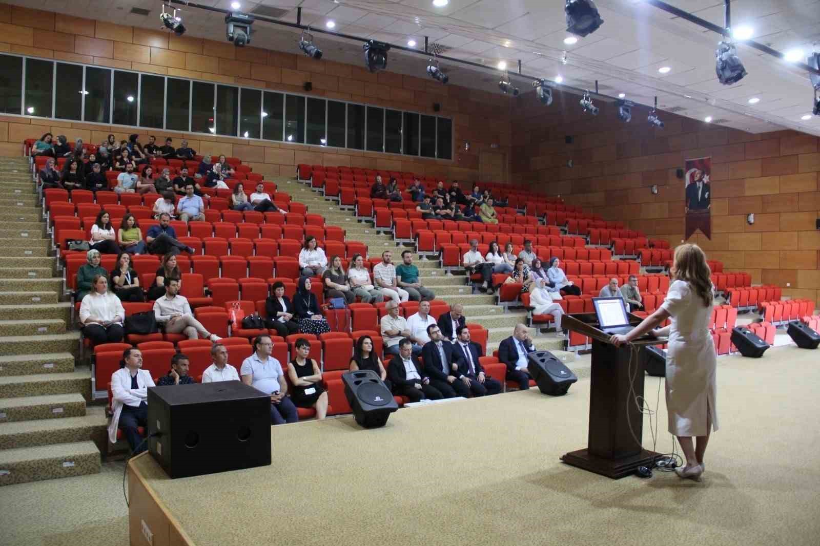 Devlet Hastanesi’nde Beyin Ölümü Tanısı ve Donör Bakımı semineri 