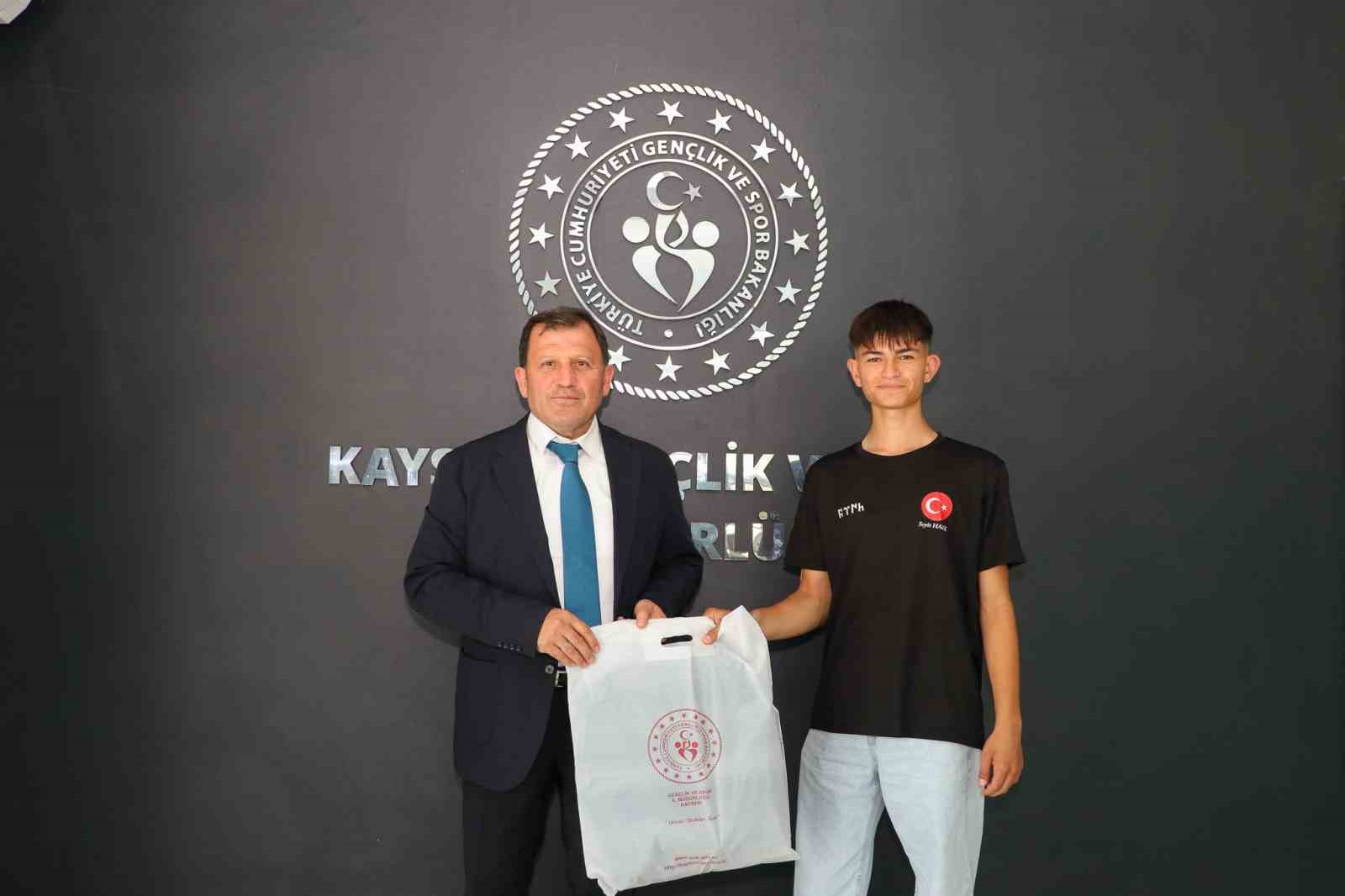 Bilek Güreşi branşında Kayseri’ye 45 madalya 
