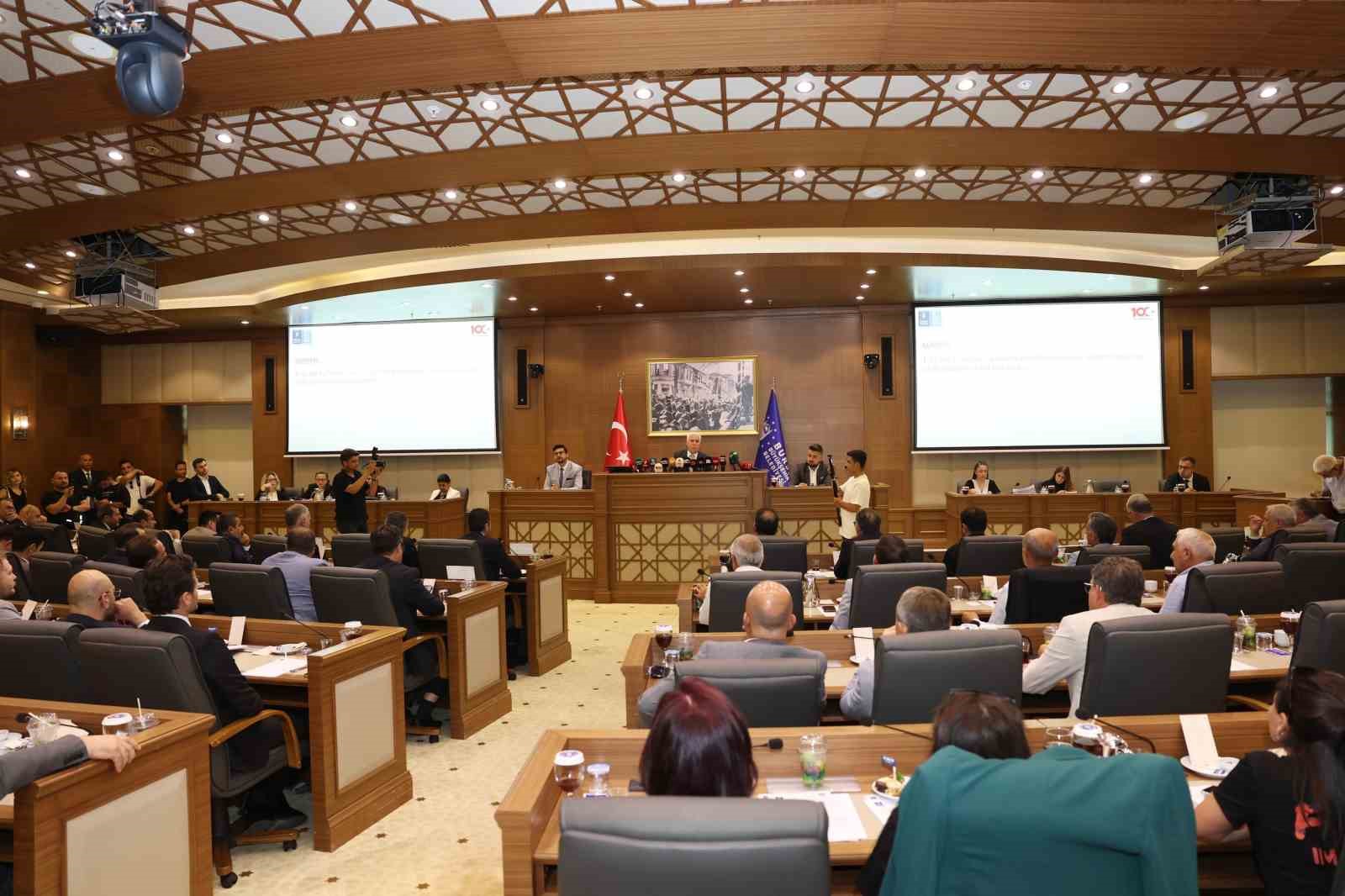 Bursa’da çarşı ve sahilde seyyar satıcıya geçit yok 