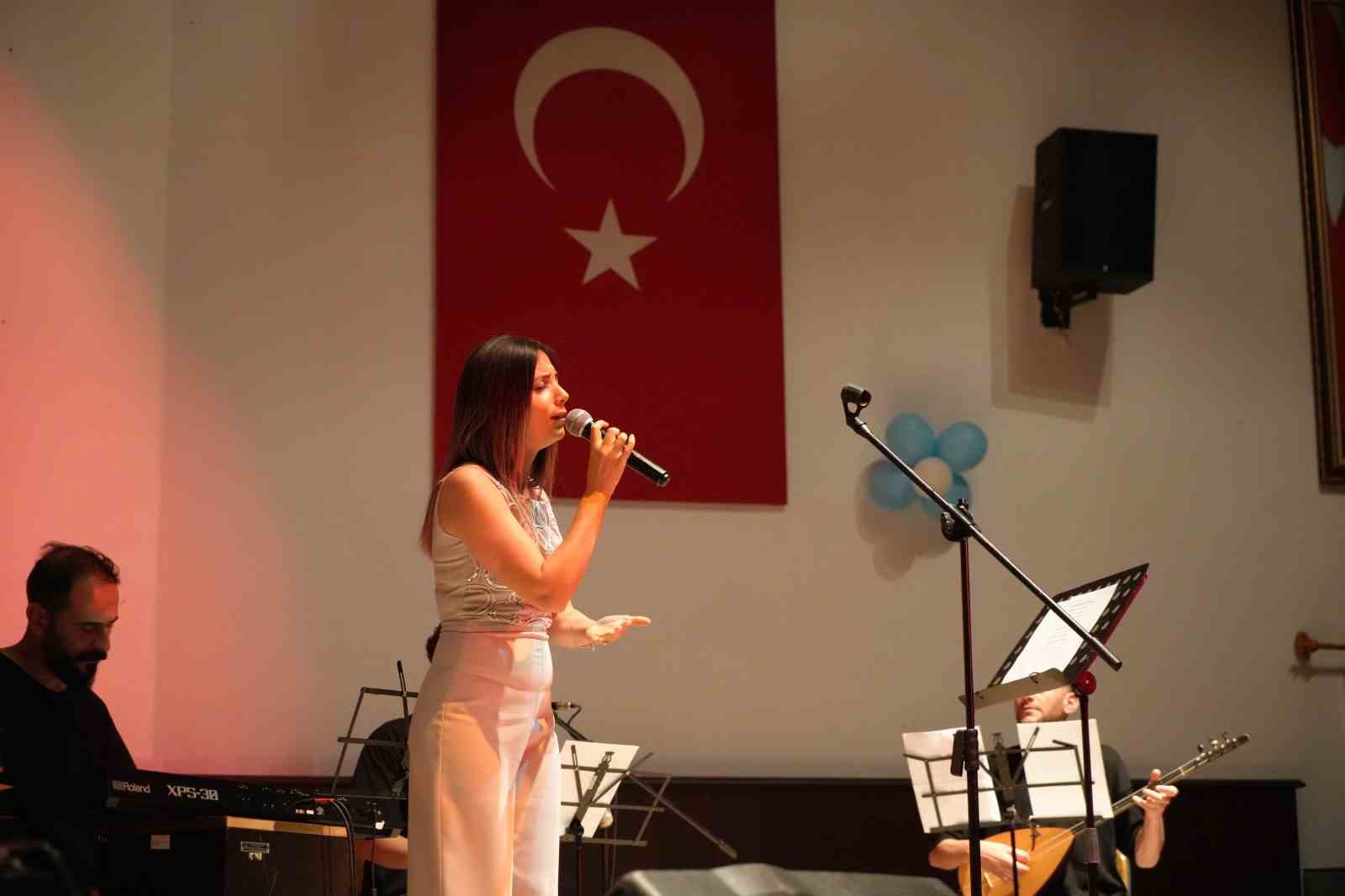 Canlı Sesler Yarışması’nda final heyecanı yaşandı 