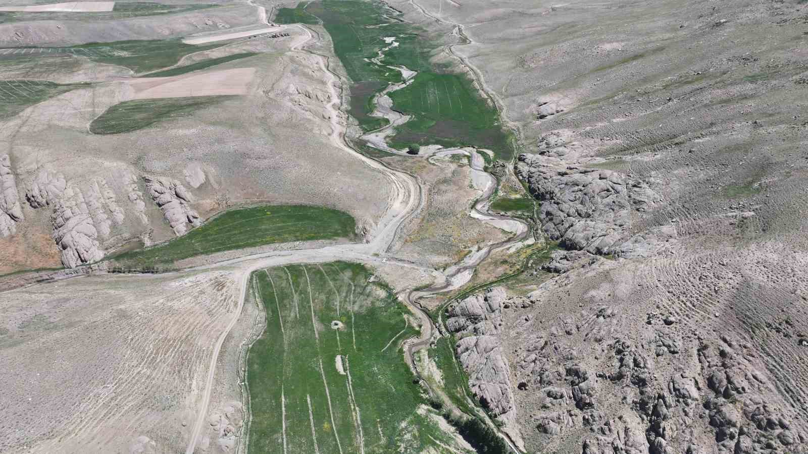 Saray’da 593 hektar arazi suya kavuşuyor 