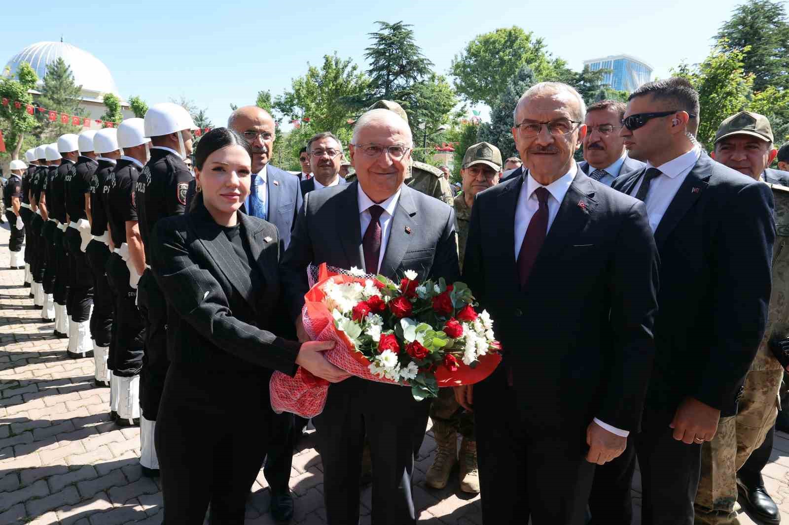 Bakan Güler Malatya’da 