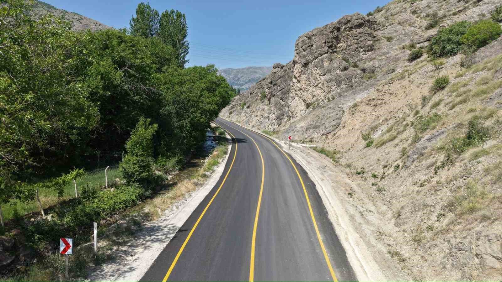 Yahyalı’da 72 milyon TL’lik Grup Yol Projesi hizmete açıldı 