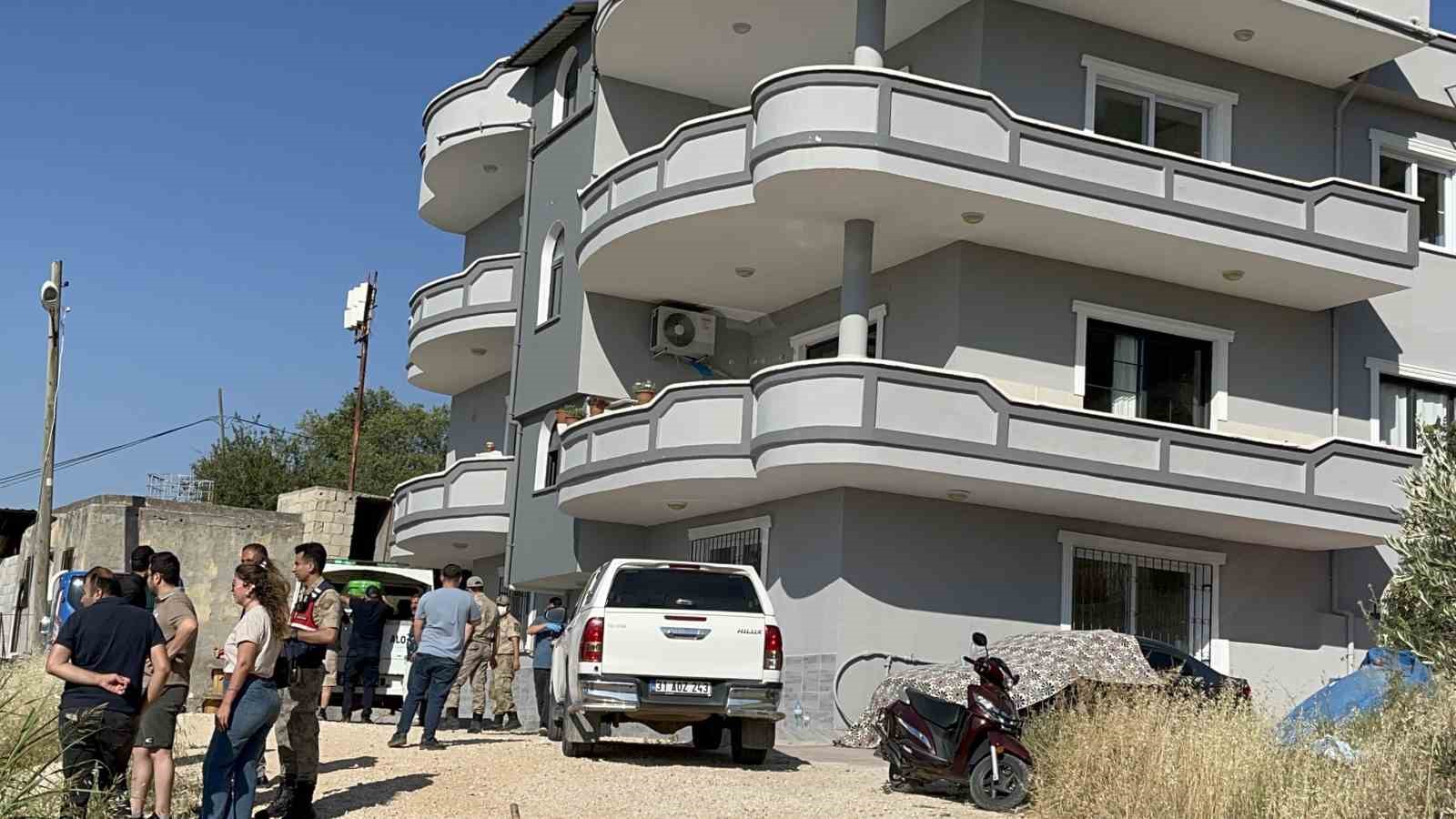 Eşinin kızını öldürdüğü saldırıda ağır yaralanan kadın kurtarılamadı 
