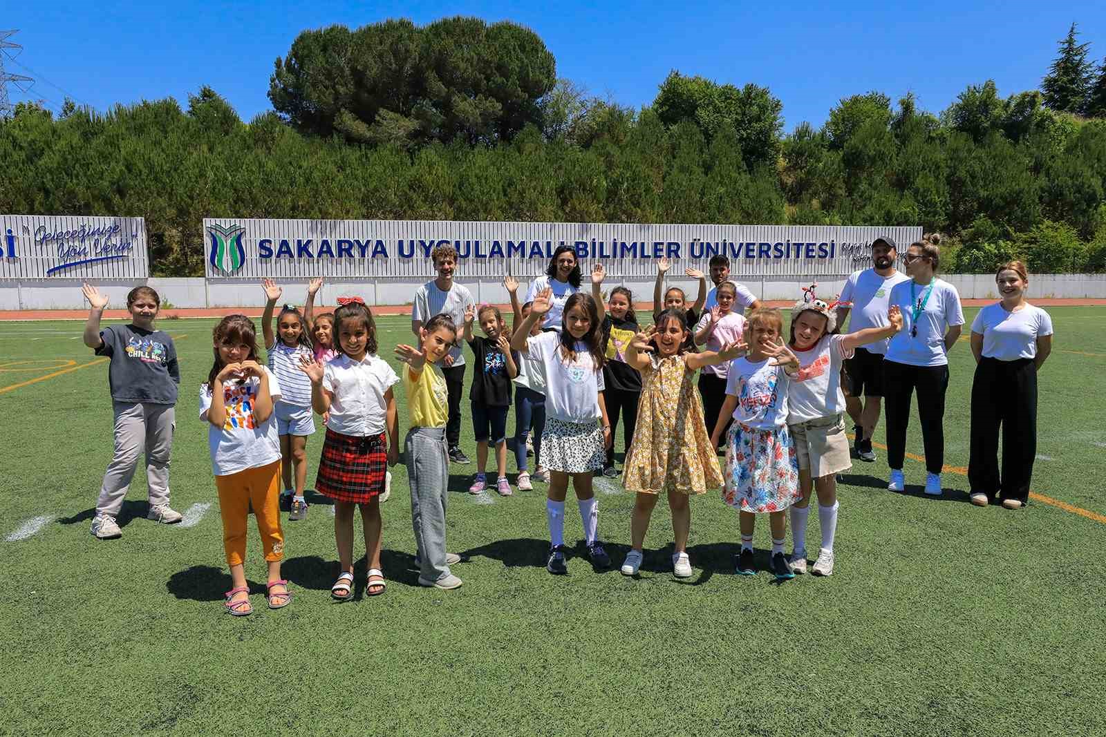 SUBÜ’nün şenliğinde hem eğlendiler hem öğrendiler 
